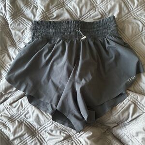 Abercrombie & Fitch YPB motionTEK lined flyaway short